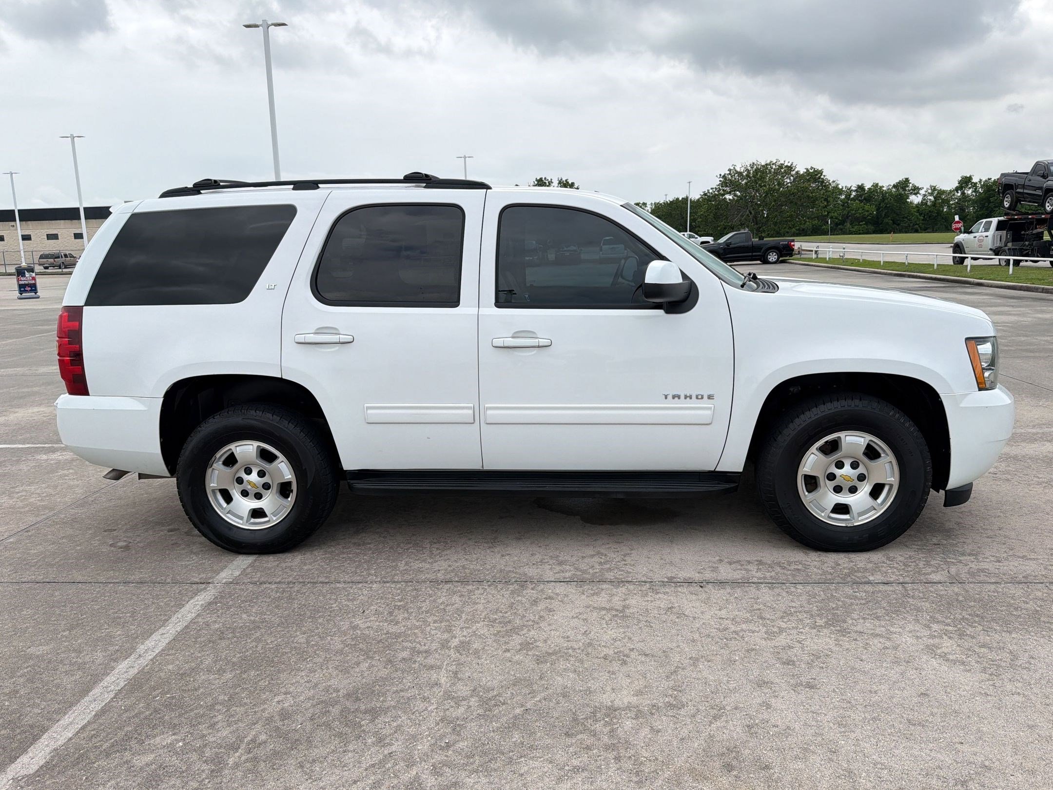 Used 2012 Chevrolet Tahoe LT RWD image 7