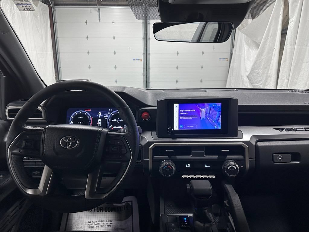 Used 2026 Toyota Tacoma TRD Off-Road AWD/4WD image 16
