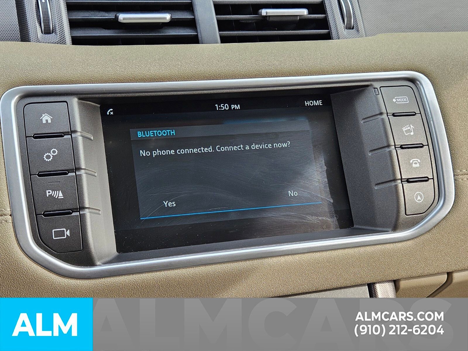 Used 2019 Land Rover Range Rover Evoque SE AWD/4WD image 23