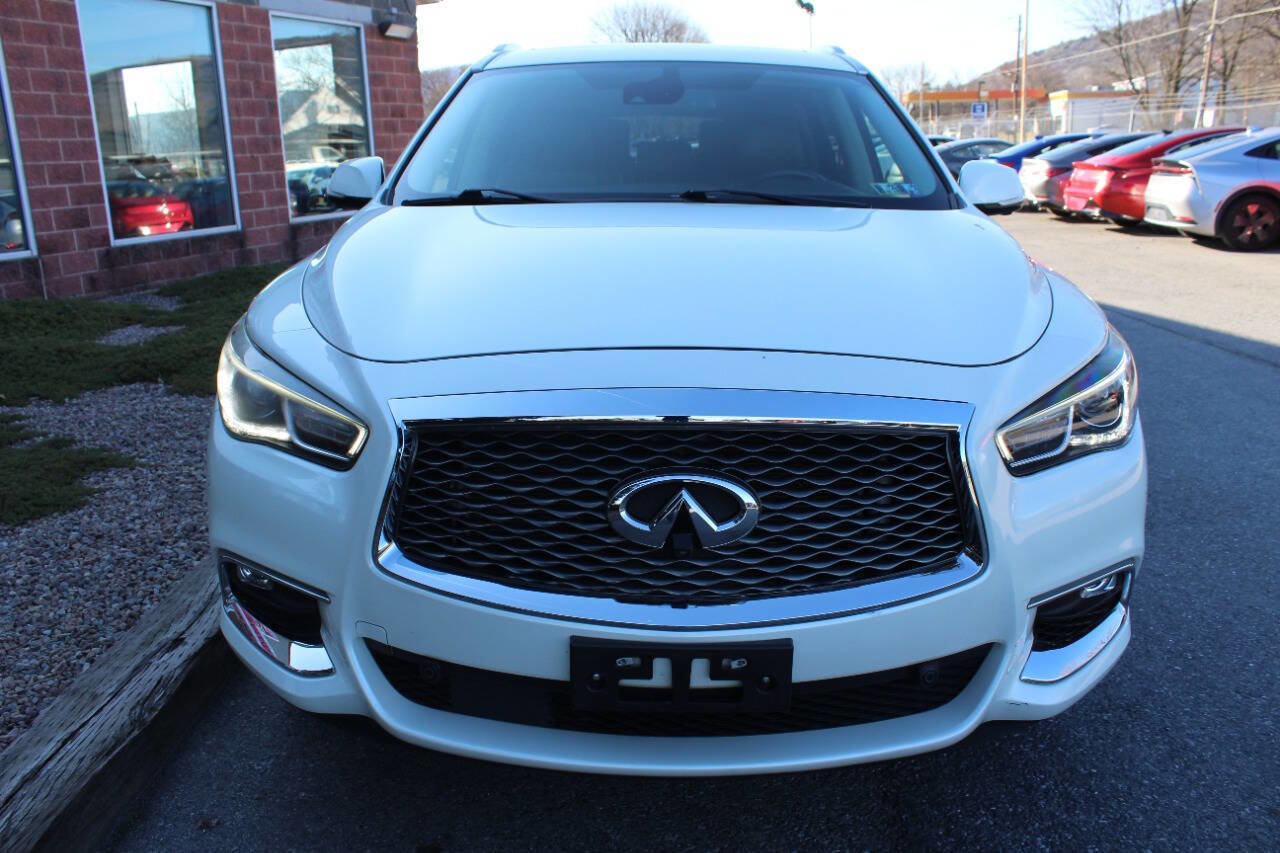 Used 2020 INFINITI QX60 Luxe w/ Essential Package image 4