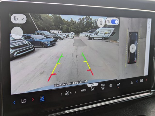 Used 2025 Ford Expedition Tremor AWD/4WD image 26