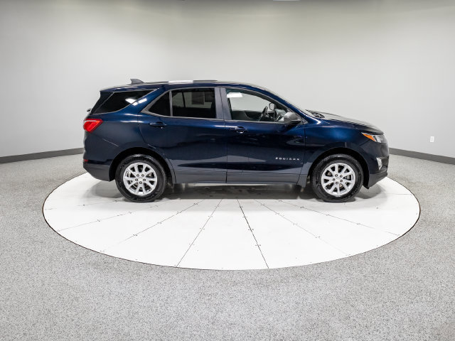 Used 2020 Chevrolet Equinox LS AWD/4WD image 4
