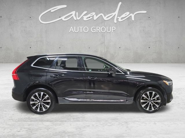 Used 2023 Volvo XC60 B5 Plus AWD/4WD image 17