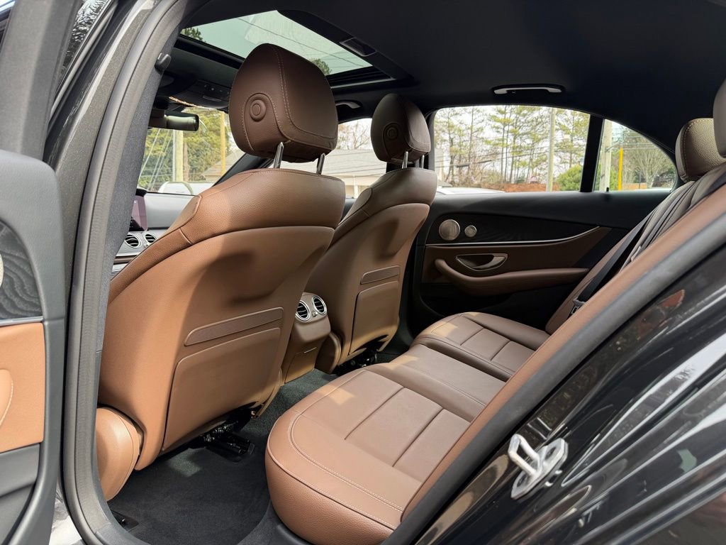Used 2023 Mercedes-Benz E 450 4MATIC Sedan image 30