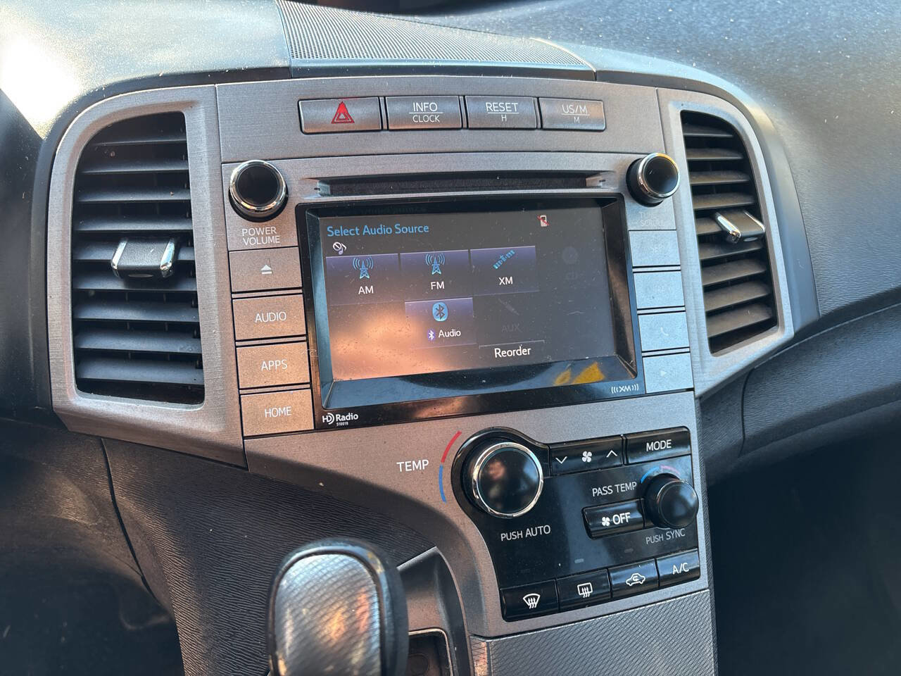 Used 2015 Toyota Venza LE AWD/4WD image 21