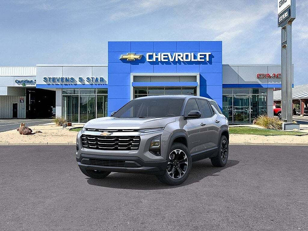New 2026 Chevrolet Equinox LT w/ Convenience Package II FWD image 38