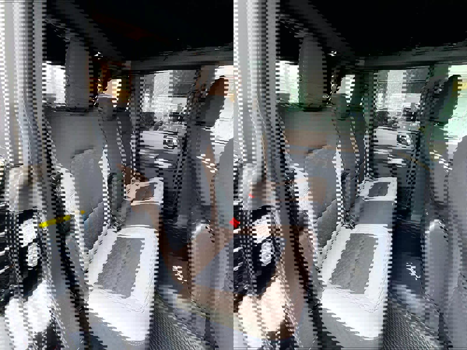 Used 2022 Ford Bronco Wildtrak image 16