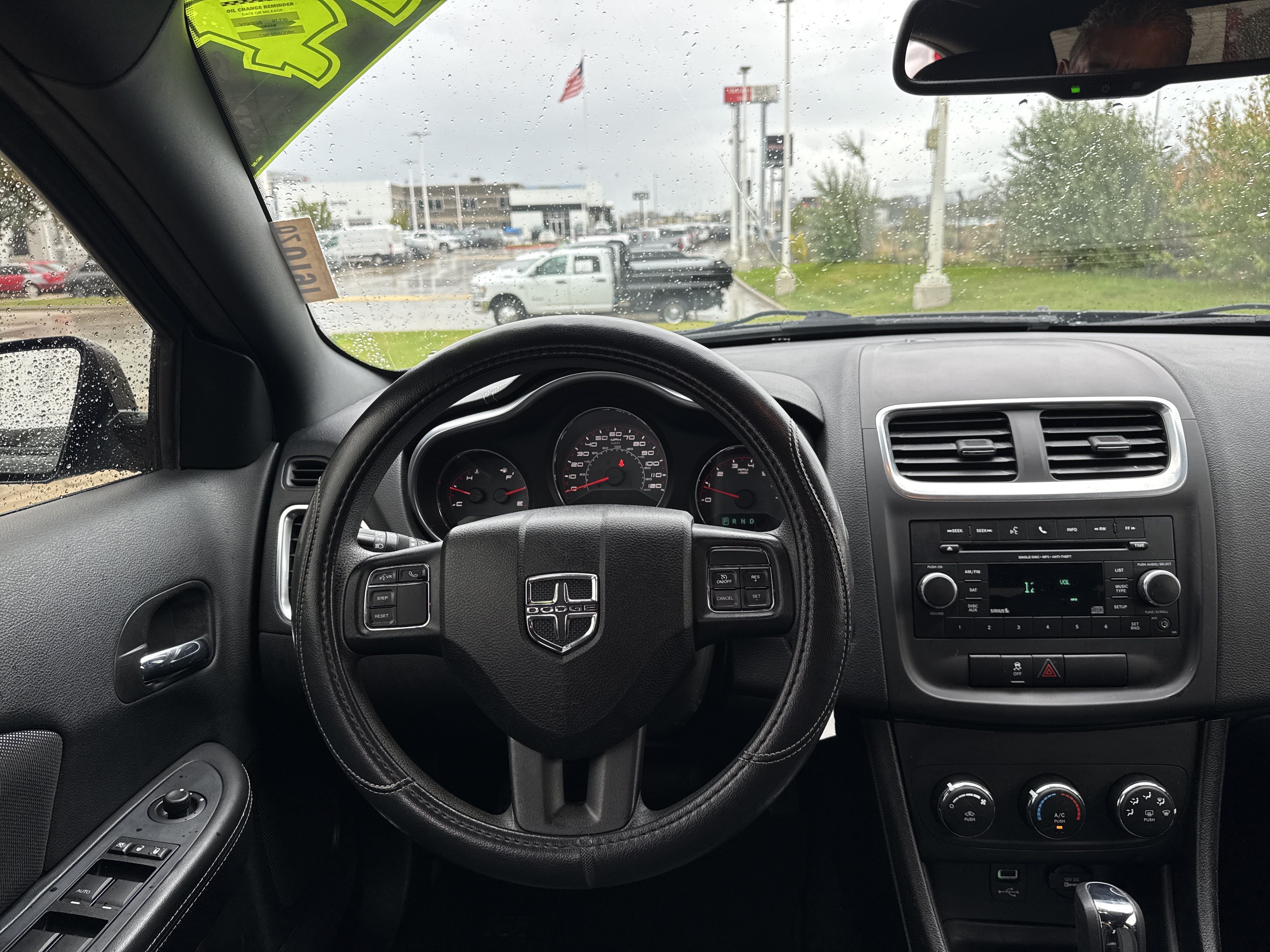 Used 2014 Dodge Avenger SE FWD image 17