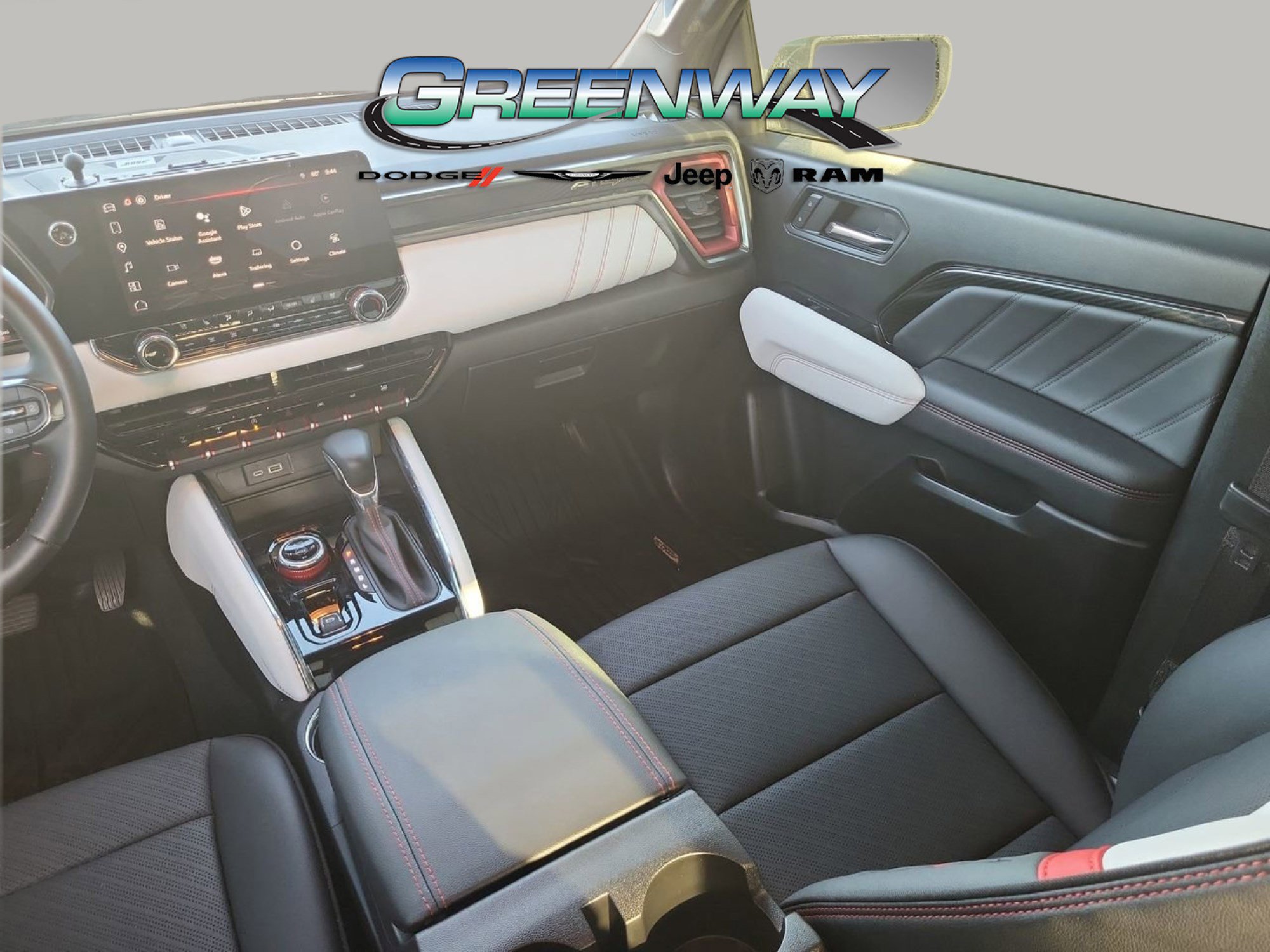 Used 2024 GMC Canyon AT4X image 14