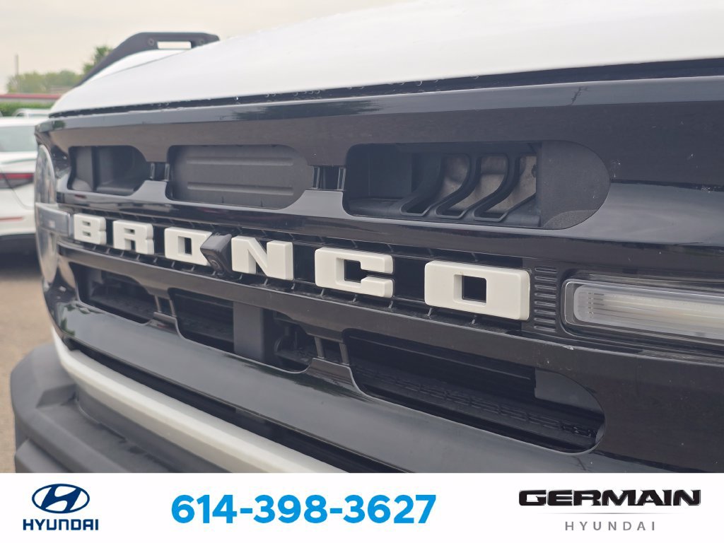 Used 2024 Ford Bronco Outer Banks AWD/4WD image 14