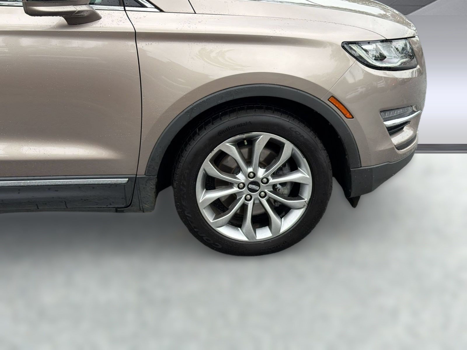 Used 2019 Lincoln MKC Select w/ Select Plus Package FWD image 13