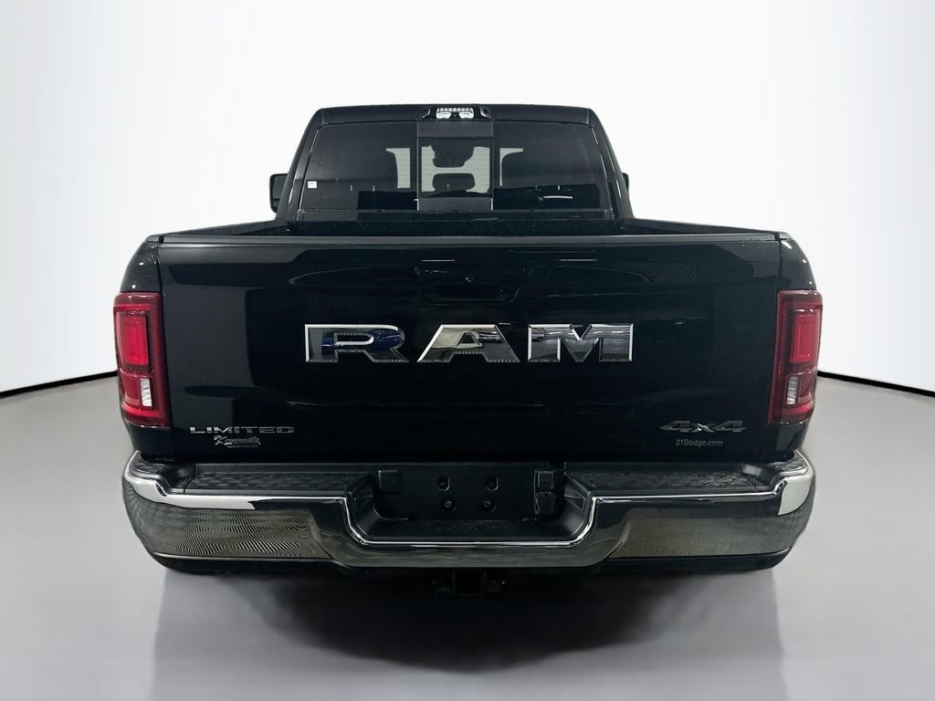 New 2025 RAM 3500 Limited w/ Towing Technology Group image 7