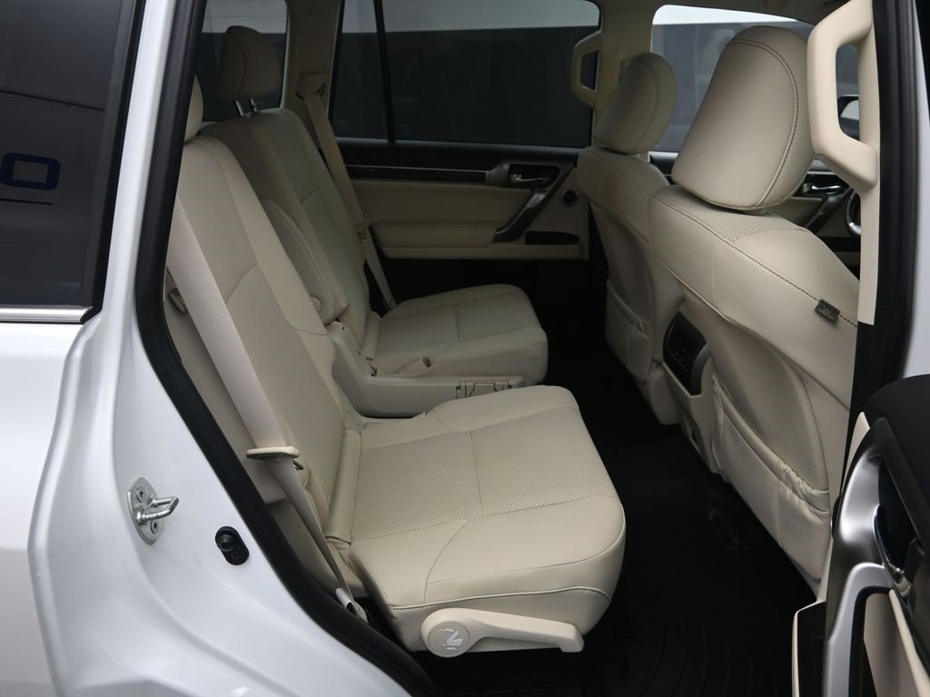 Used 2023 Lexus GX 460 Premium image 38