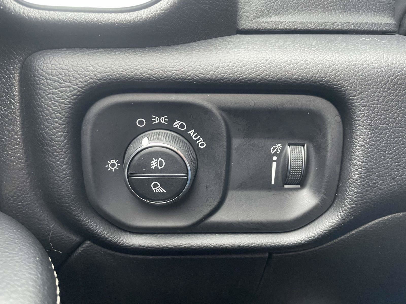 Used 2026 RAM 2500 Big Horn AWD/4WD image 25