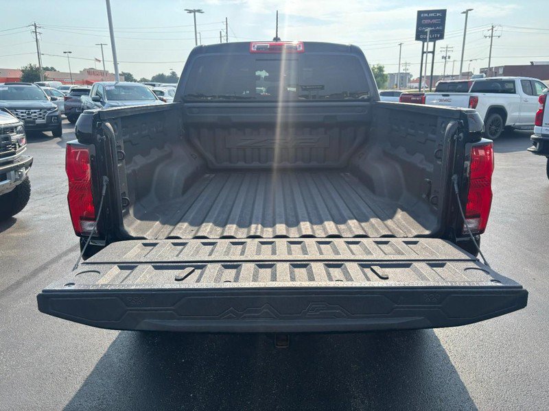 Used 2024 Chevrolet Colorado ZR2 AWD/4WD image 10