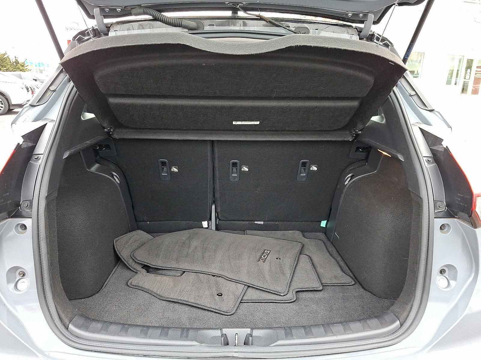 Certified 2024 Nissan Kicks SR w/ SR Premium Package image 28