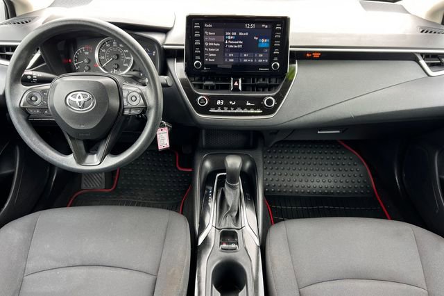 Used 2021 Toyota Corolla LE image 14