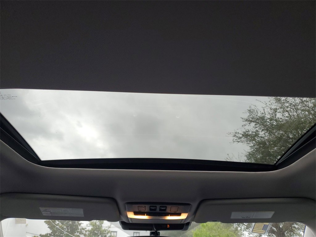 Used 2023 Mitsubishi Outlander SE image 14