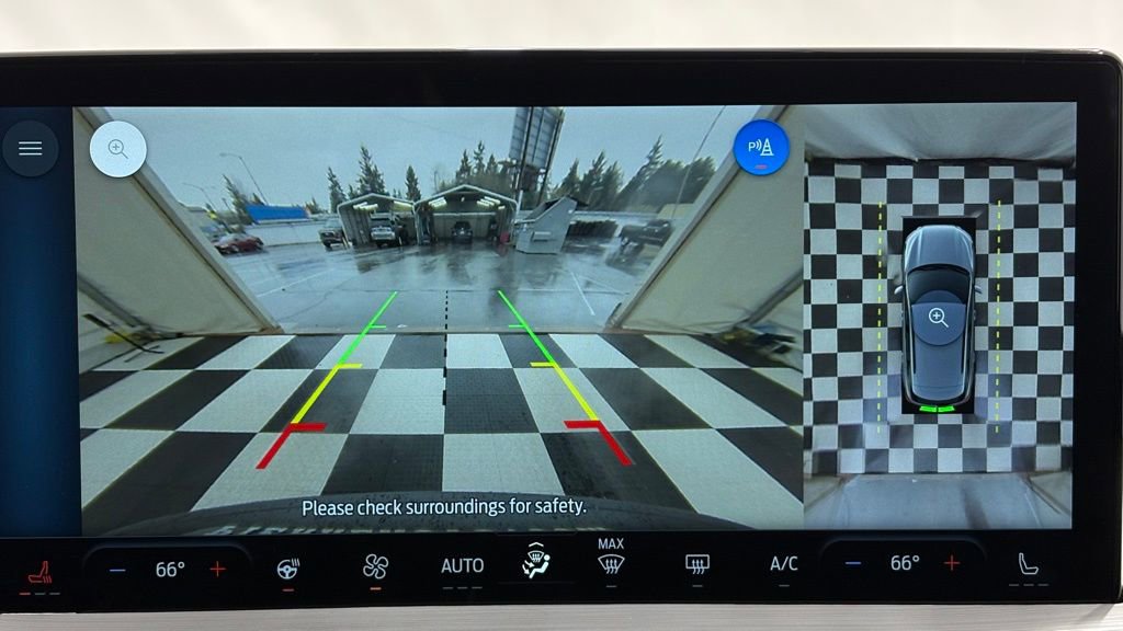 New 2025 Ford Escape SE w/ PHEV Premium Package image 38