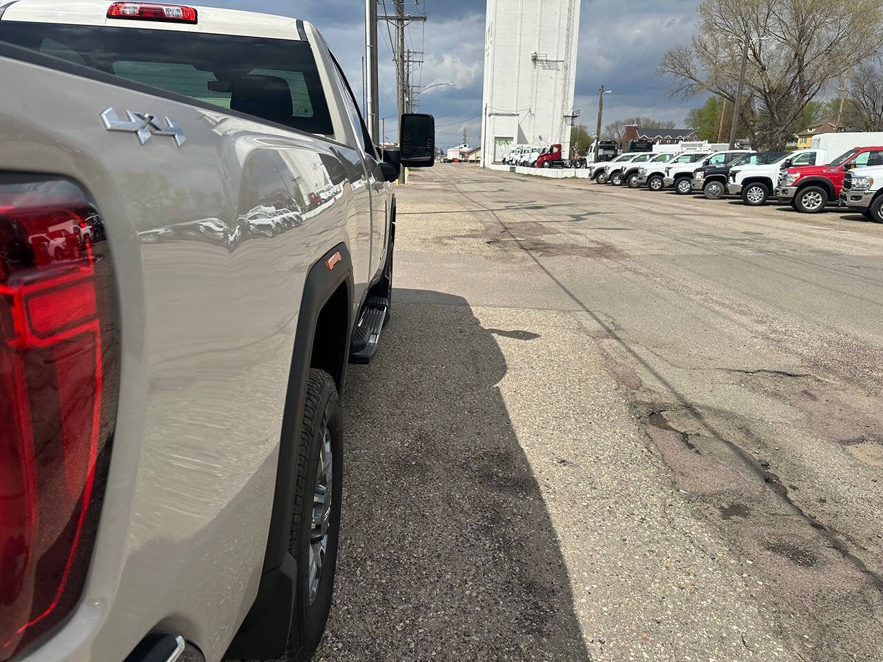 Used 2026 GMC Sierra 3500 SLE w/ SLE Convenience Package AWD/4WD image 23