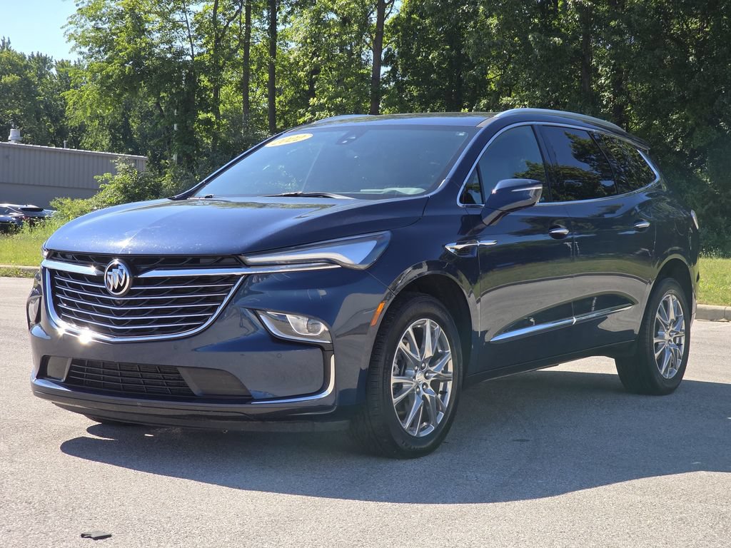Used 2022 Buick Enclave Premium w/ Surround and Sites Package AWD/4WD image 4