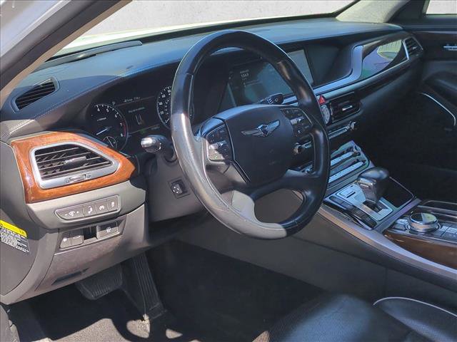 Used 2018 Genesis G90 3.3T Premium image 7