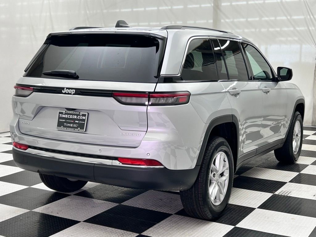 New 2025 Jeep Grand Cherokee Laredo X w/ Trailer Tow Package image 8