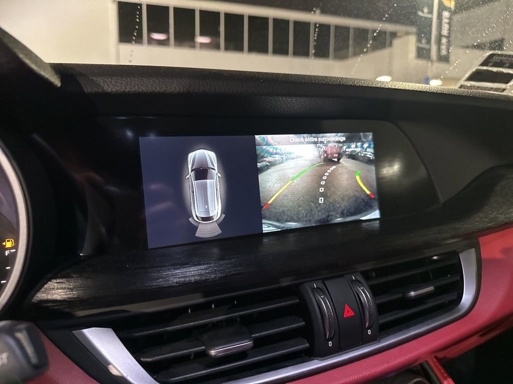 Used 2020 Alfa Romeo Stelvio Base image 9