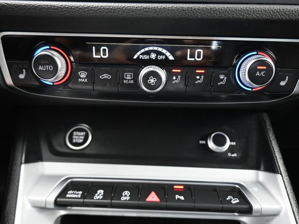 Used 2023 Audi Q3 2.0T Premium image 21