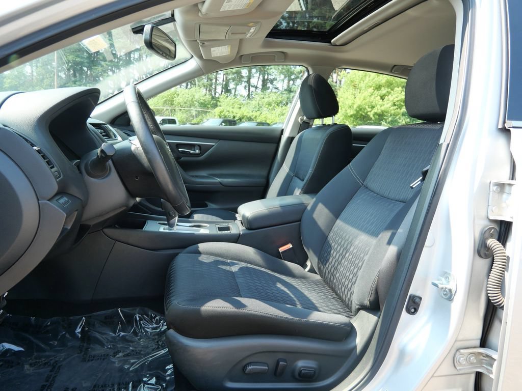 Used 2017 Nissan Altima 2.5 SV w/ Convenience Package FWD image 15