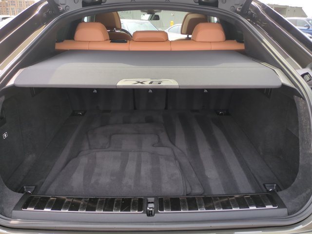Used 2024 BMW X6 xDrive40i w/ Executive Package AWD/4WD image 6
