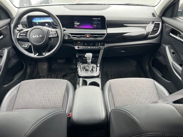 Certified 2024 Kia Seltos S image 12