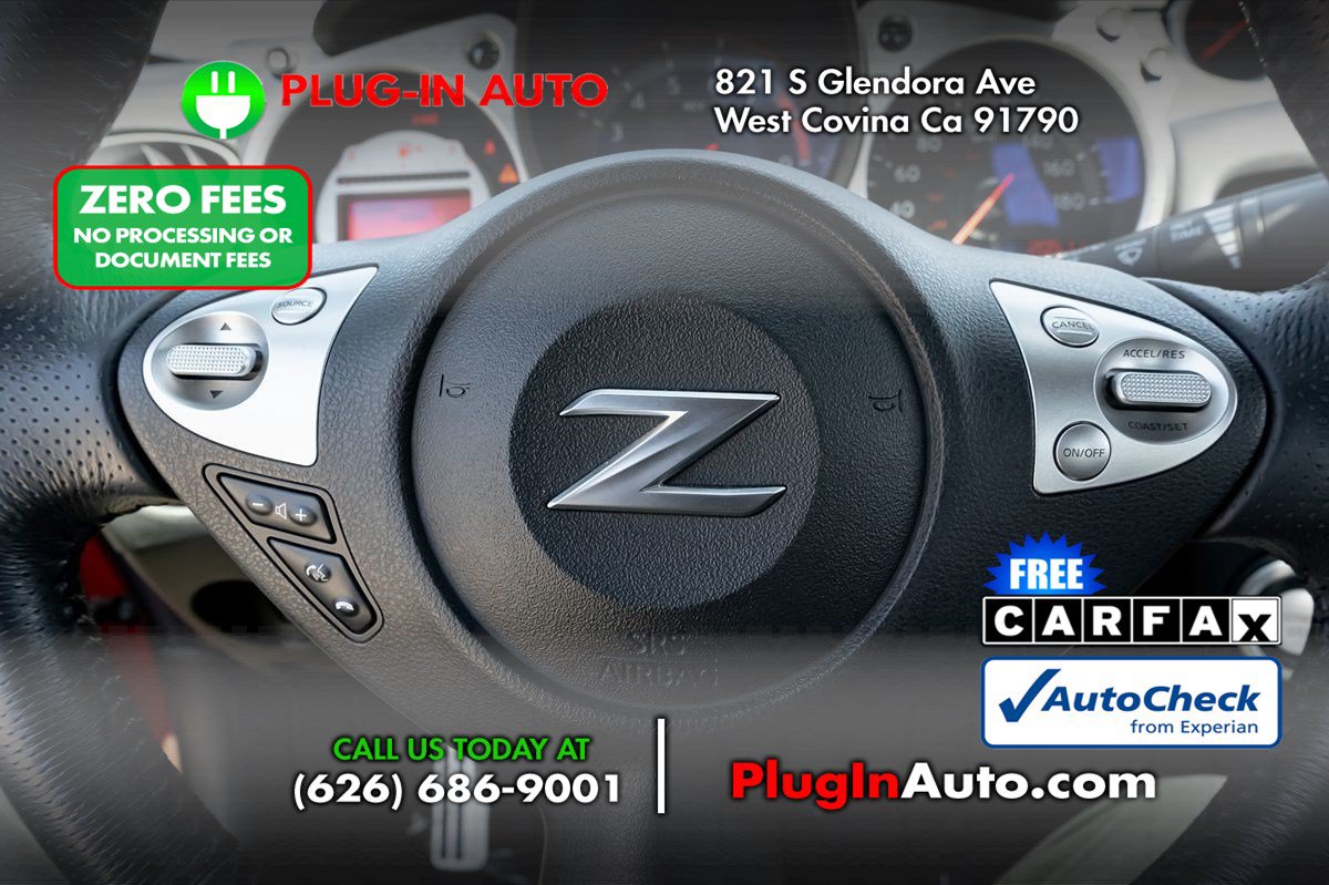 Used 2009 Nissan 370Z Touring RWD image 15