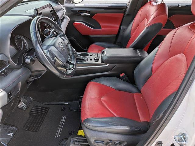 Used 2021 Toyota Highlander XSE image 18