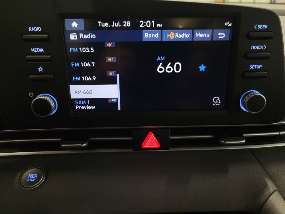 Used 2023 Hyundai Elantra SEL w/ Cargo Package FWD image 25
