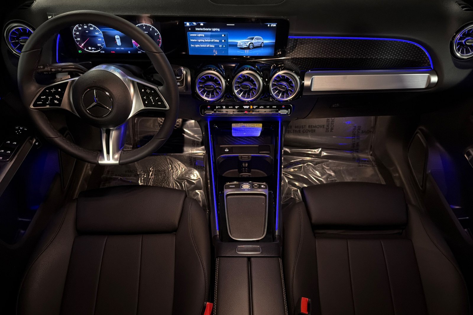 New 2025 Mercedes-Benz GLB 250 image 12