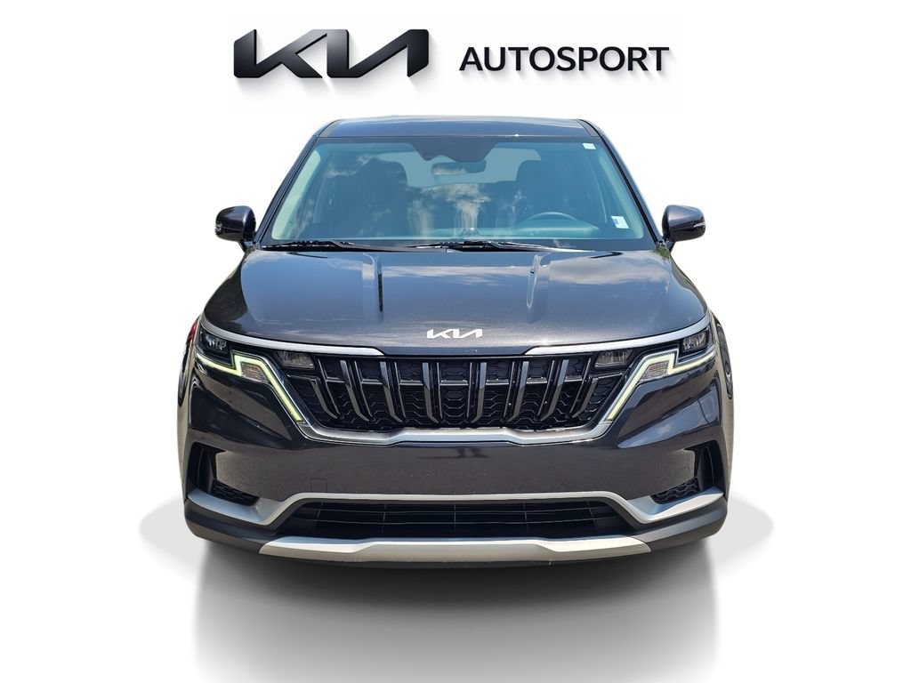 Certified 2023 Kia Carnival LX FWD image 2