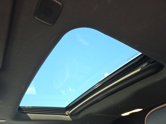 Used 2023 GMC Canyon AT4 w/ AT4 Premium Package image 23