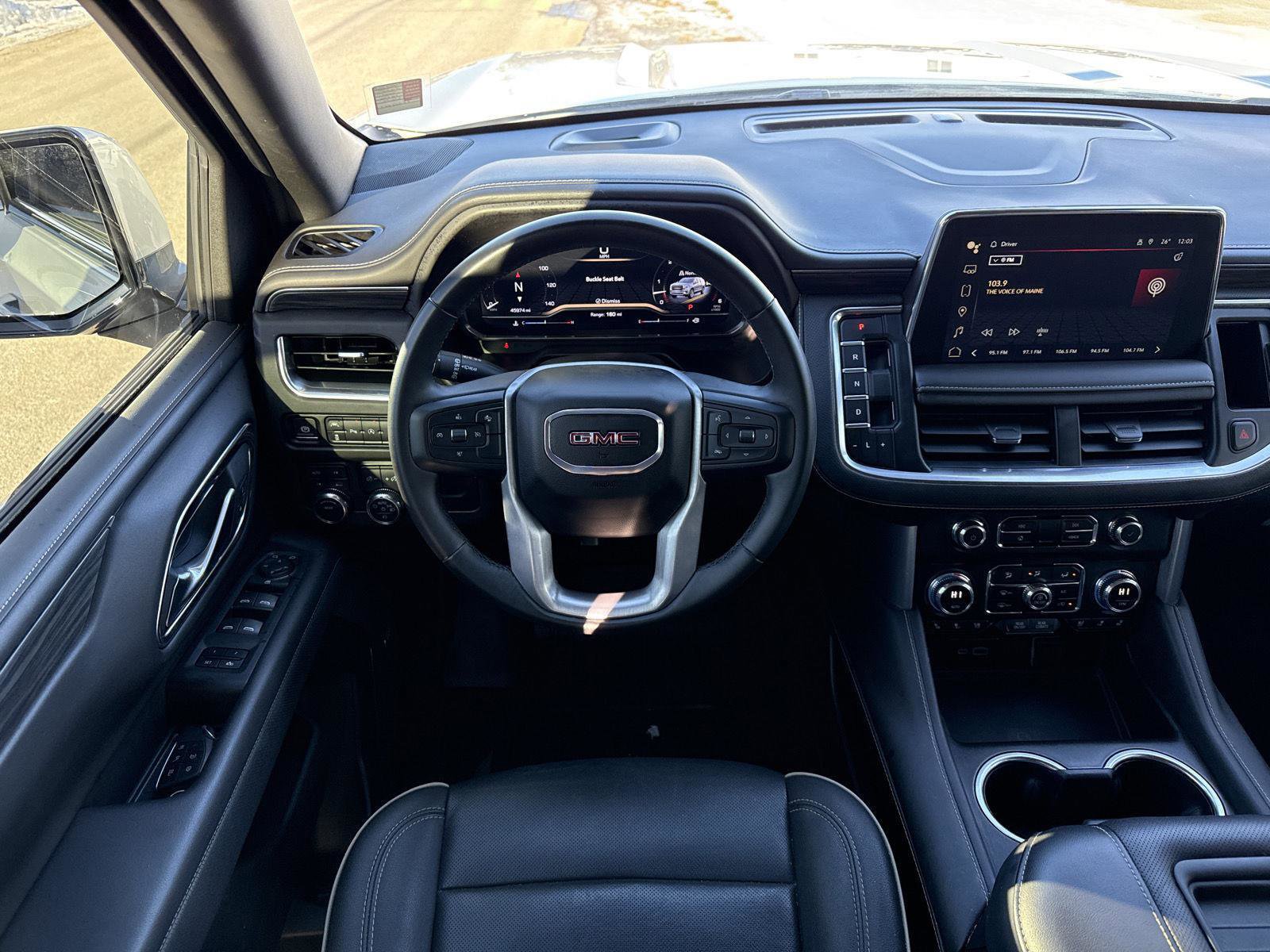 Used 2024 GMC Yukon XL SLT image 15