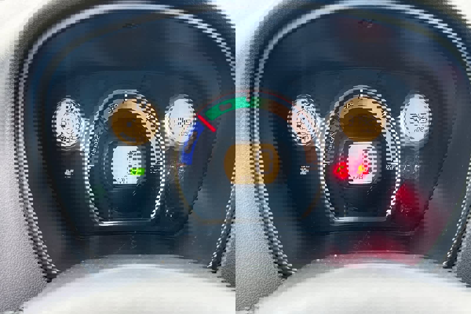 Used 2016 Mitsubishi i ES image 25