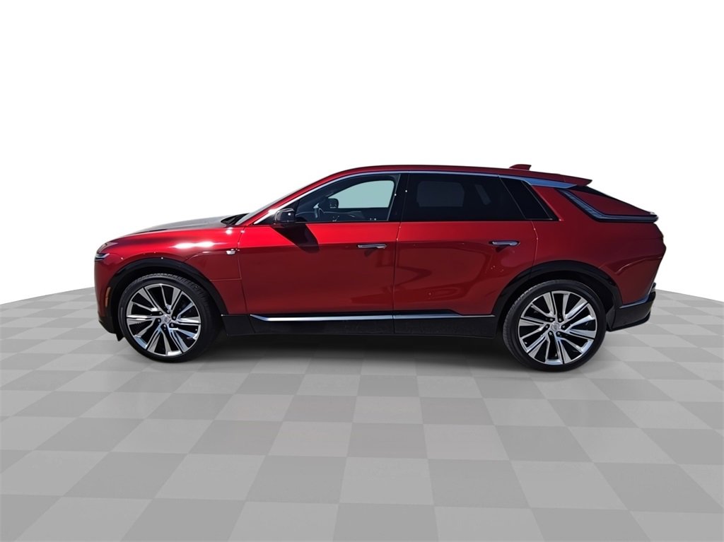 Certified 2024 Cadillac Lyriq Luxury w/ LPO, Floor Liner Package image 5