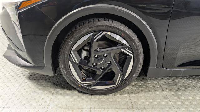 Used 2025 Kia K4 EX FWD image 34