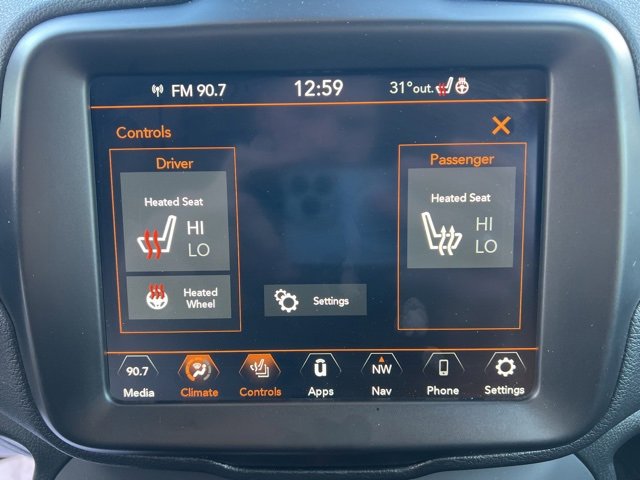 Used 2022 Jeep Renegade Trailhawk image 24