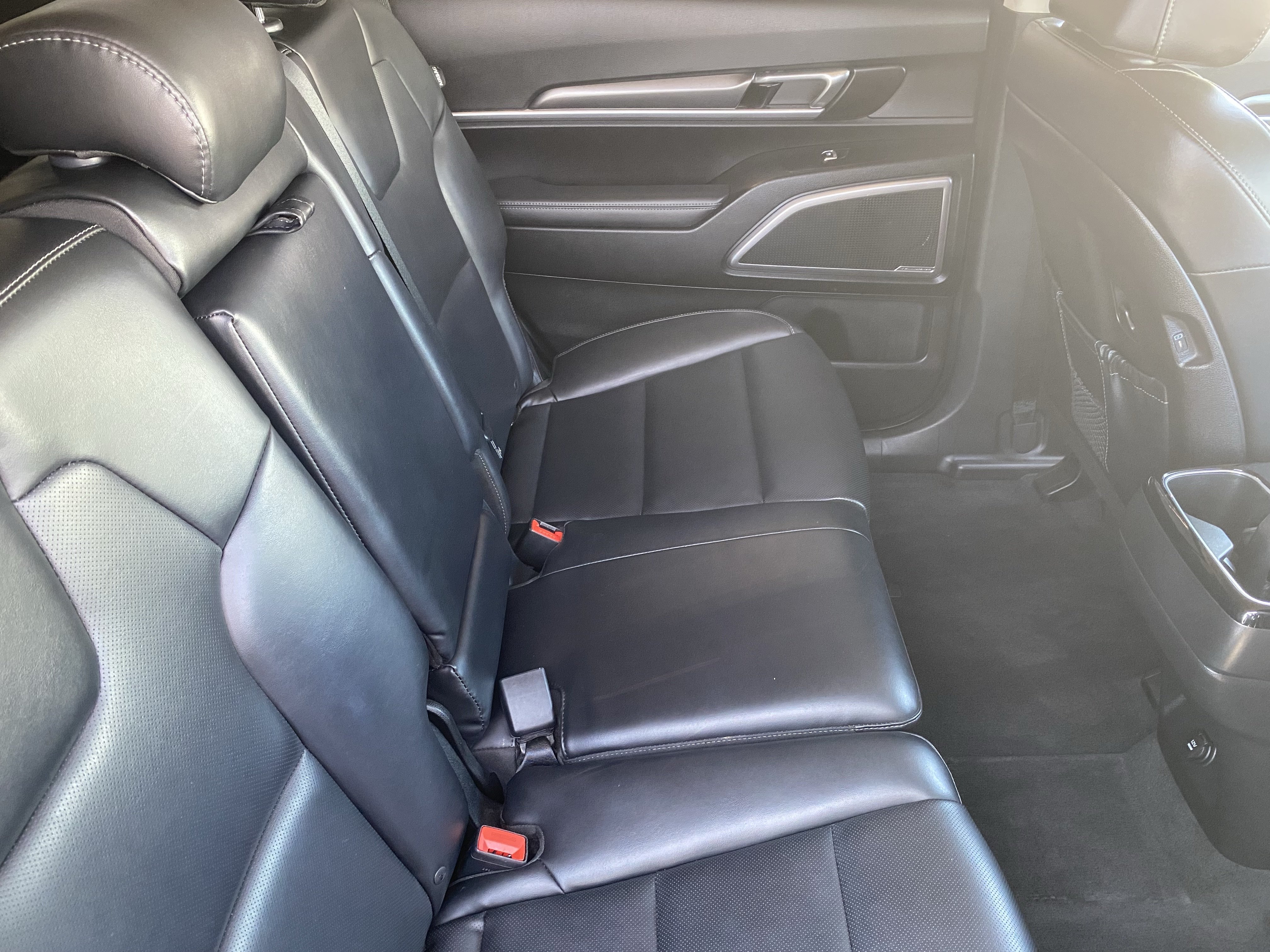 Certified 2024 Kia Telluride LX FWD image 12