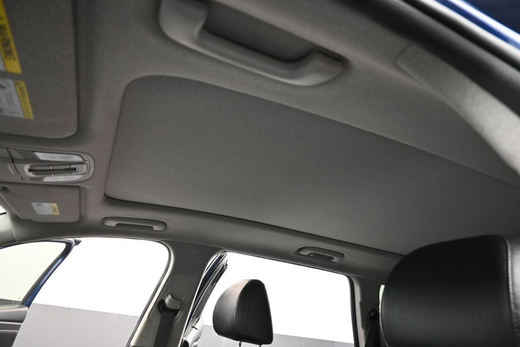 Used 2020 Hyundai Santa Fe Limited FWD image 12