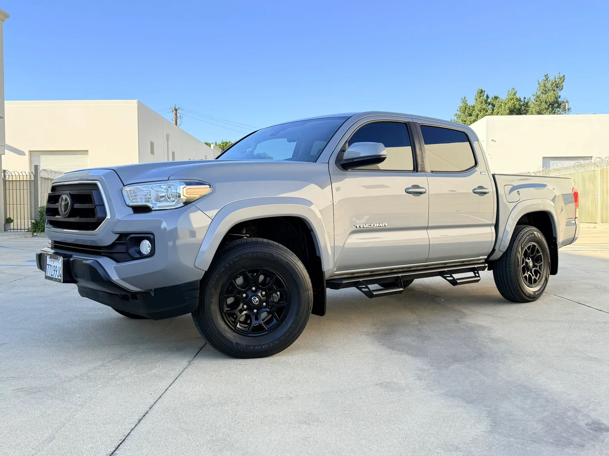 Used 2021 Toyota Tacoma SR5 image 1