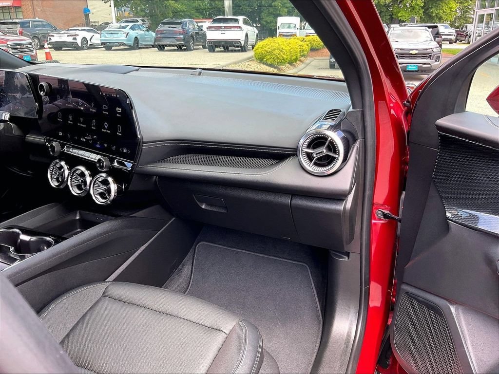 Used 2024 Chevrolet Blazer EV LT AWD/4WD image 13