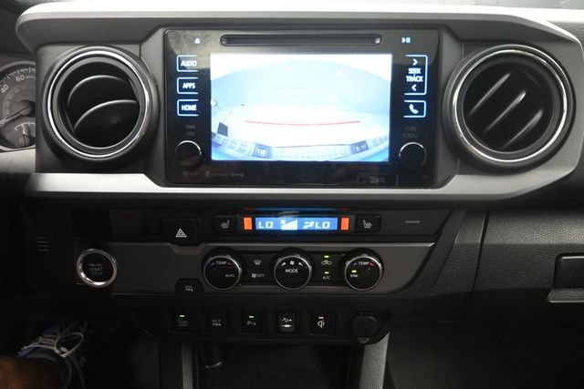 Used 2016 Toyota Tacoma TRD Sport w/ Premium & Technology Package RWD image 12