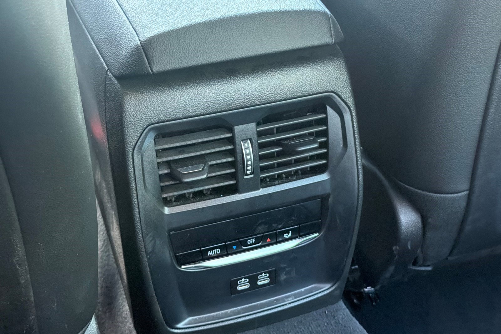 Certified 2025 BMW 330i xDrive Sedan w/ Premium Package image 16