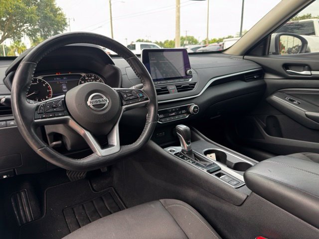 Used 2019 Nissan Altima 2.5 SV FWD image 18